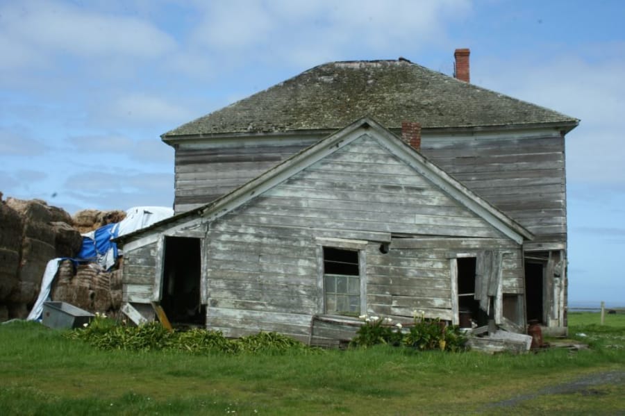 a dilapidated house