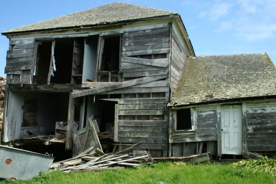 a dilapidated house